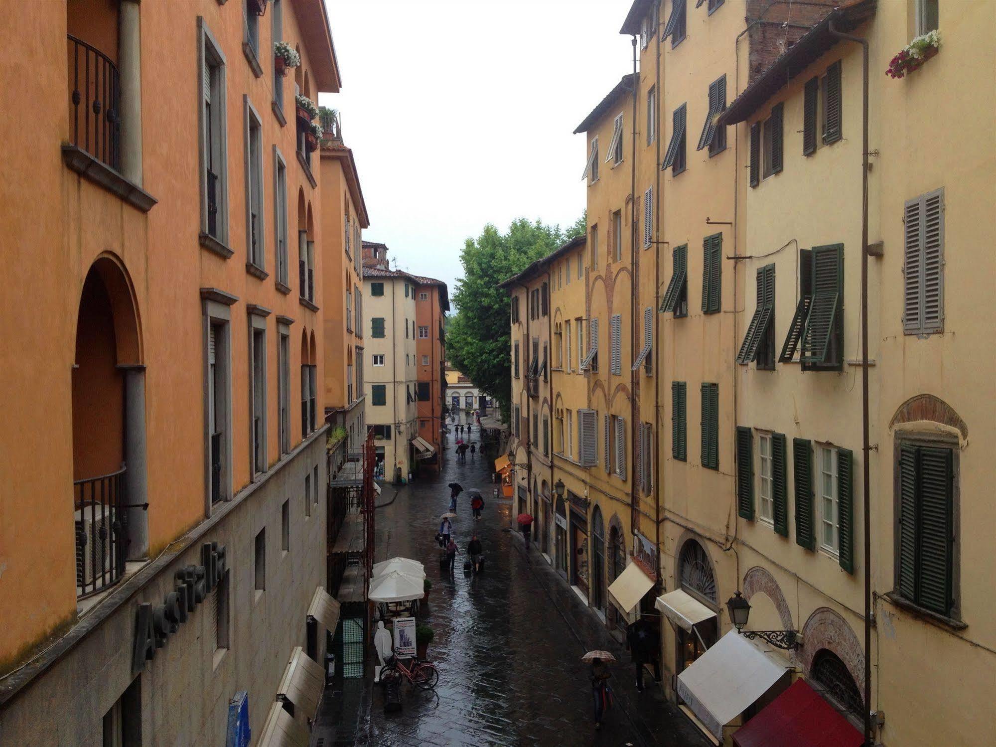 Al Cardinale Rooms & Studios Lucca Exterior foto